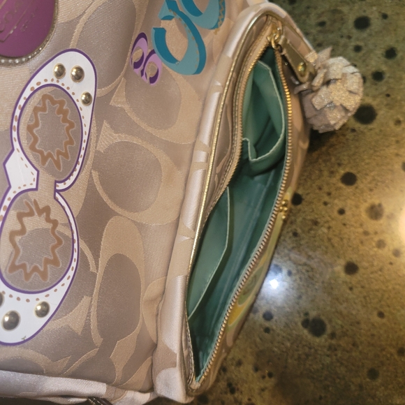 Coach Signature Poppy Applique Backpack Rare Limited Edition F17939 - Picture 11 of 16